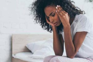 Qual a relação entre enxaqueca e sono ? Matéria Vitat – Entrevista Dr. Willian Rezende
